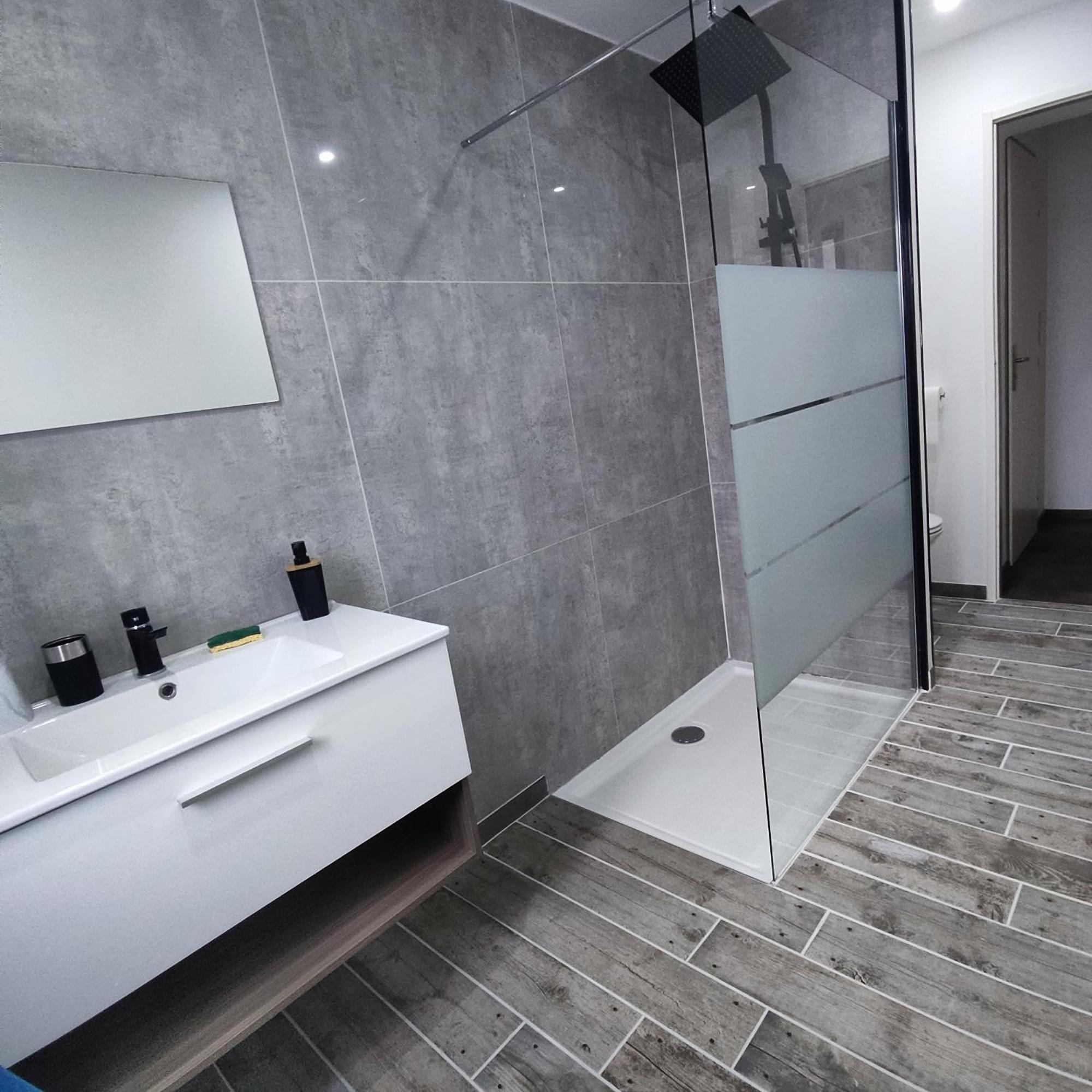 Gm Gite Maison Neuve Et Tout Confort Lucey Exteriör bild